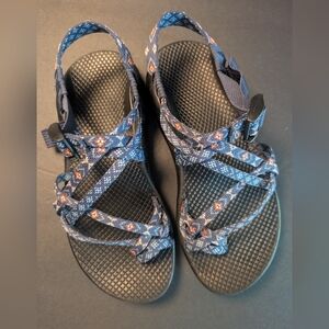 Chaco ZX2, Women's Size 7, Super Cute Pattern